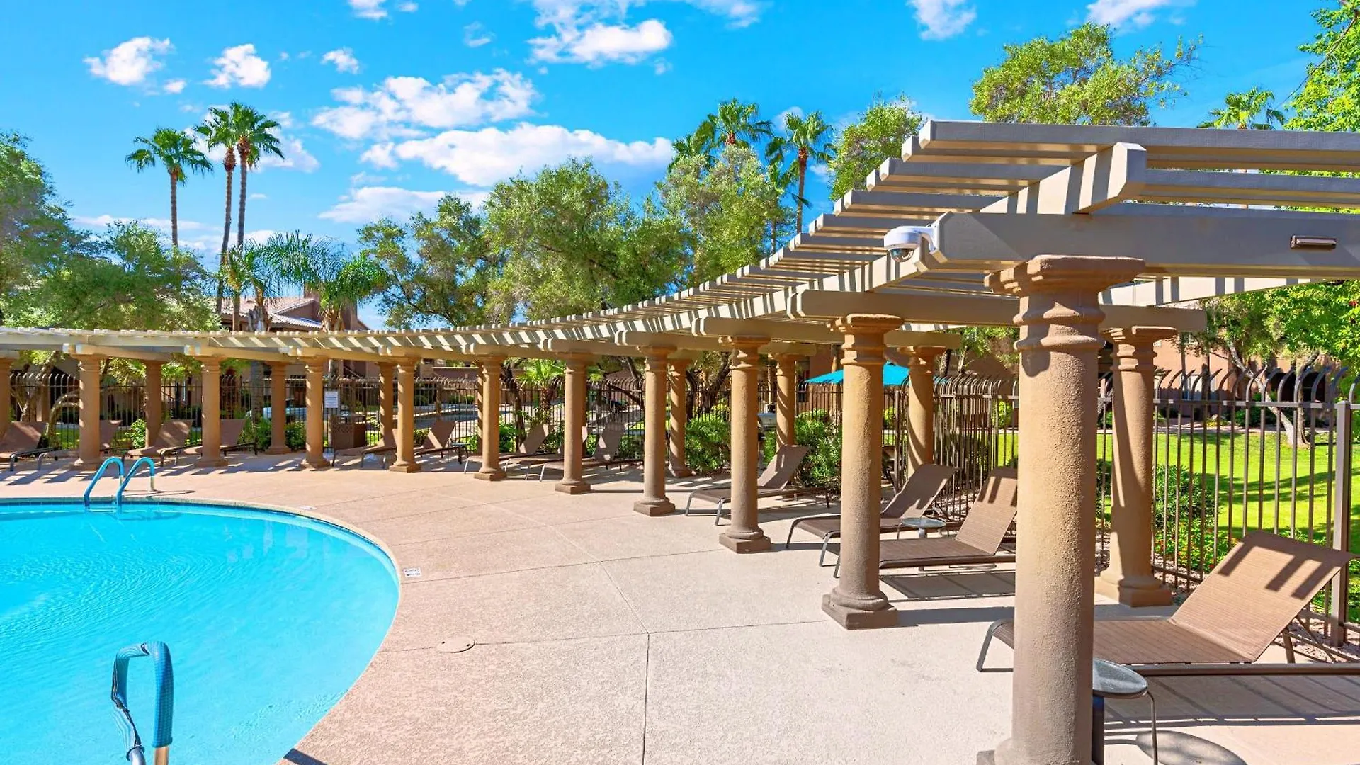 Ferienhaus At The Plaza Modern Resort-Style Condo 5069 Scottsdale USA