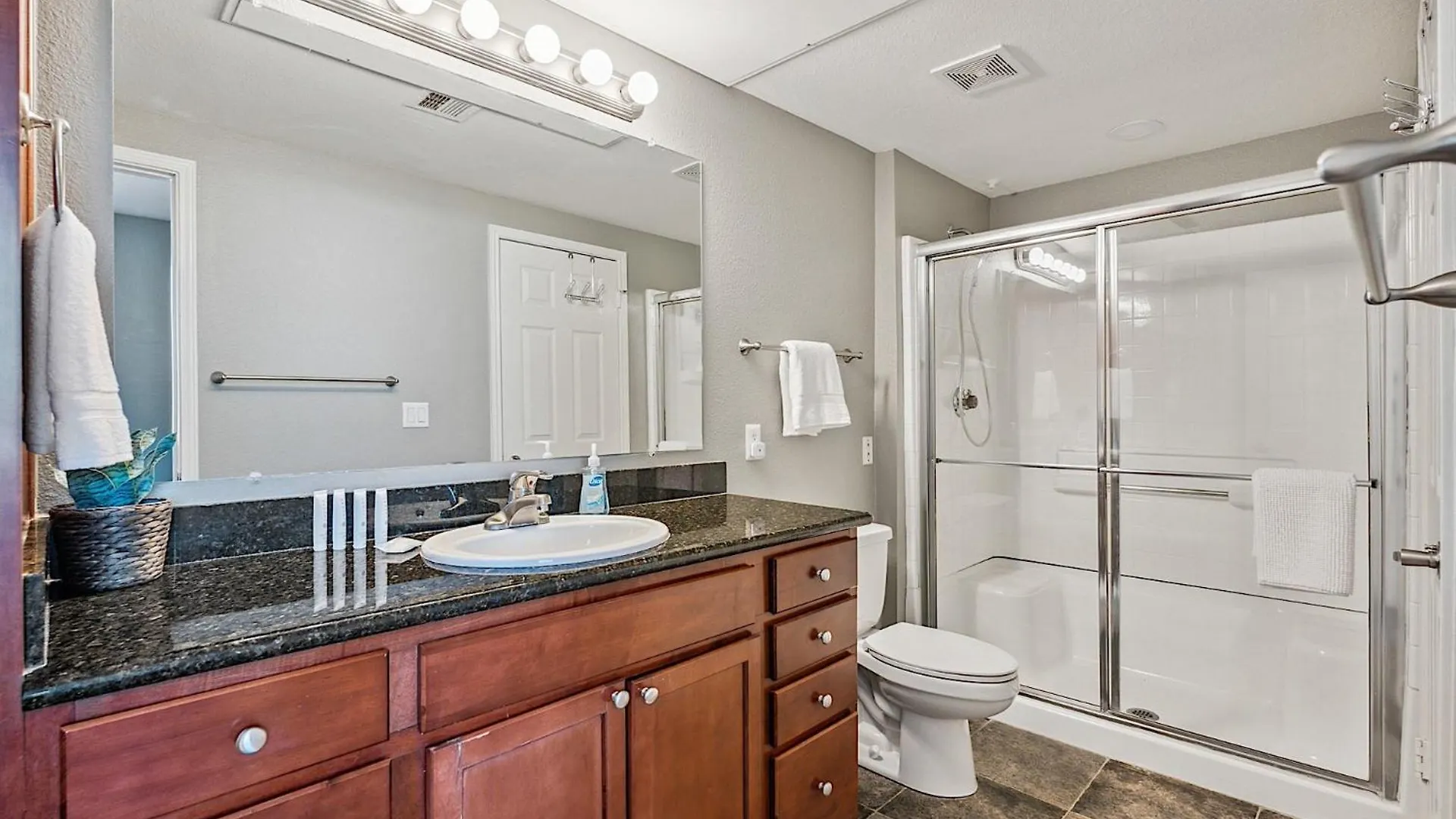 Ferienhaus At The Plaza Modern Resort-Style Condo 5069 Scottsdale