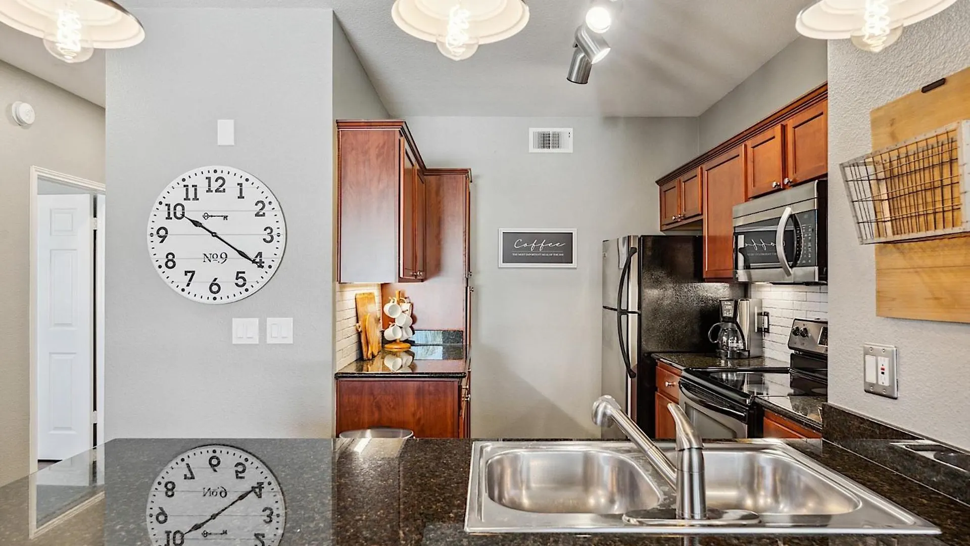 At The Plaza Modern Resort-Style Condo 5069 Scottsdale Ferienhaus